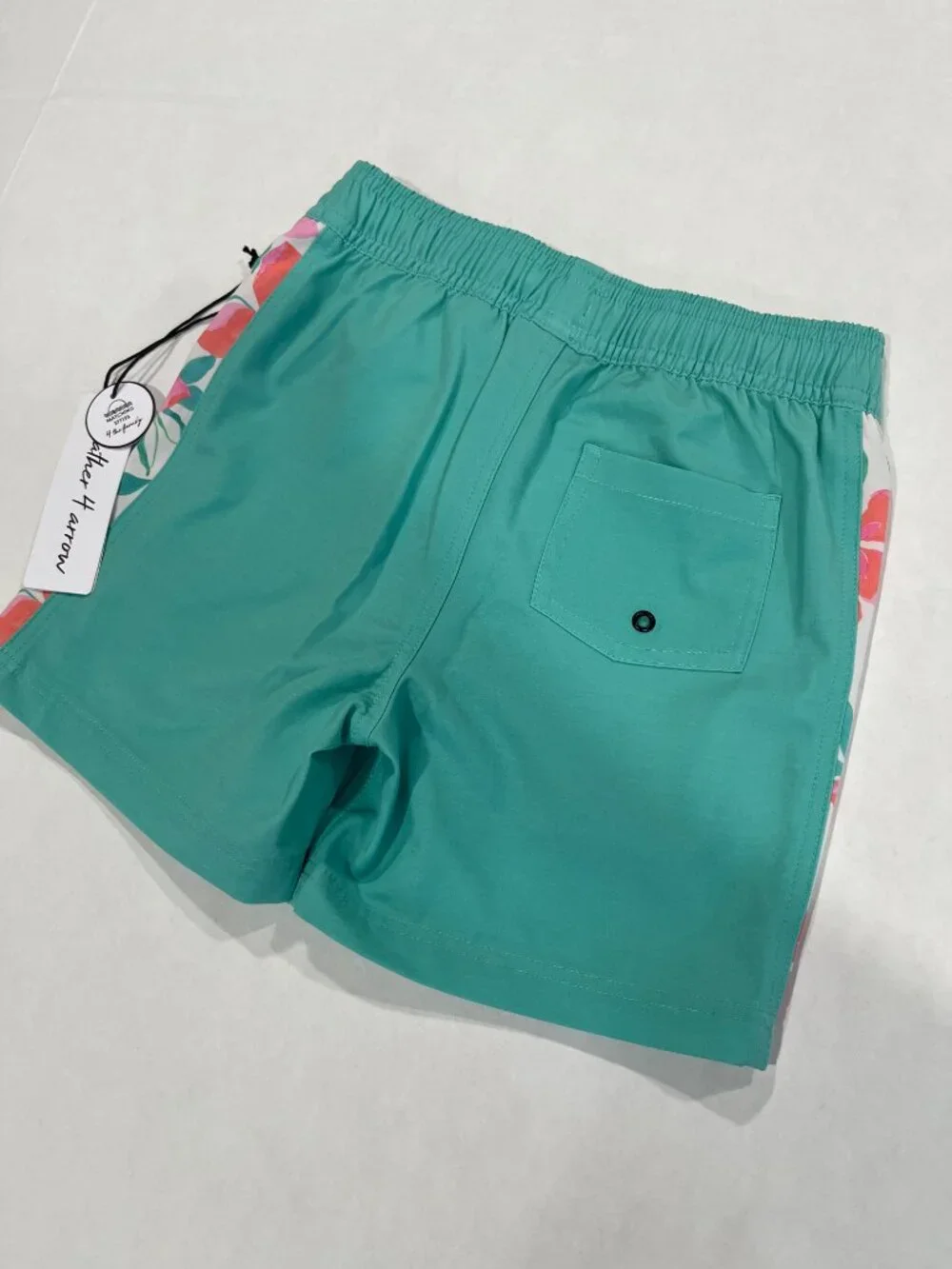 Boy - 4T - NWT Feather 4 Arrow Volley Swim Trunks in Bonita